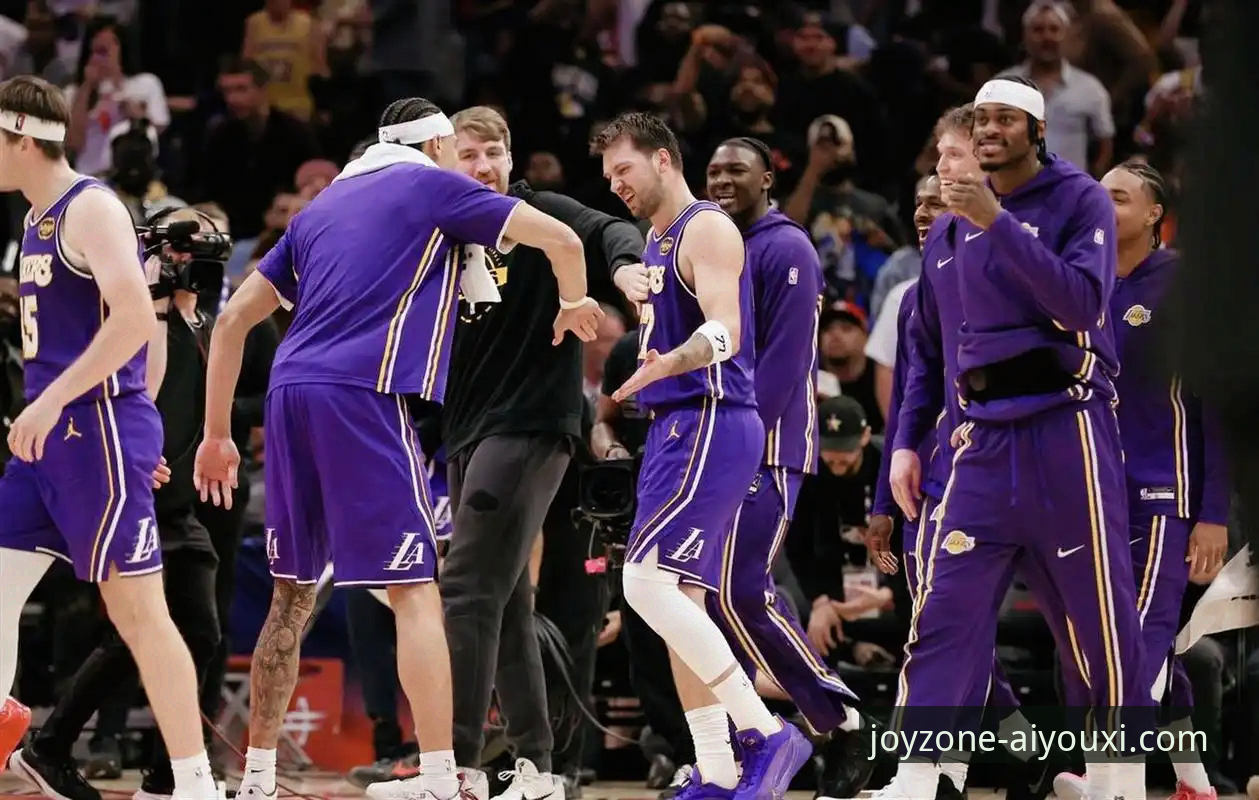 爱游戏好玩吗 揭秘湖人进攻风暴:东契奇单节21分背后的战术密码